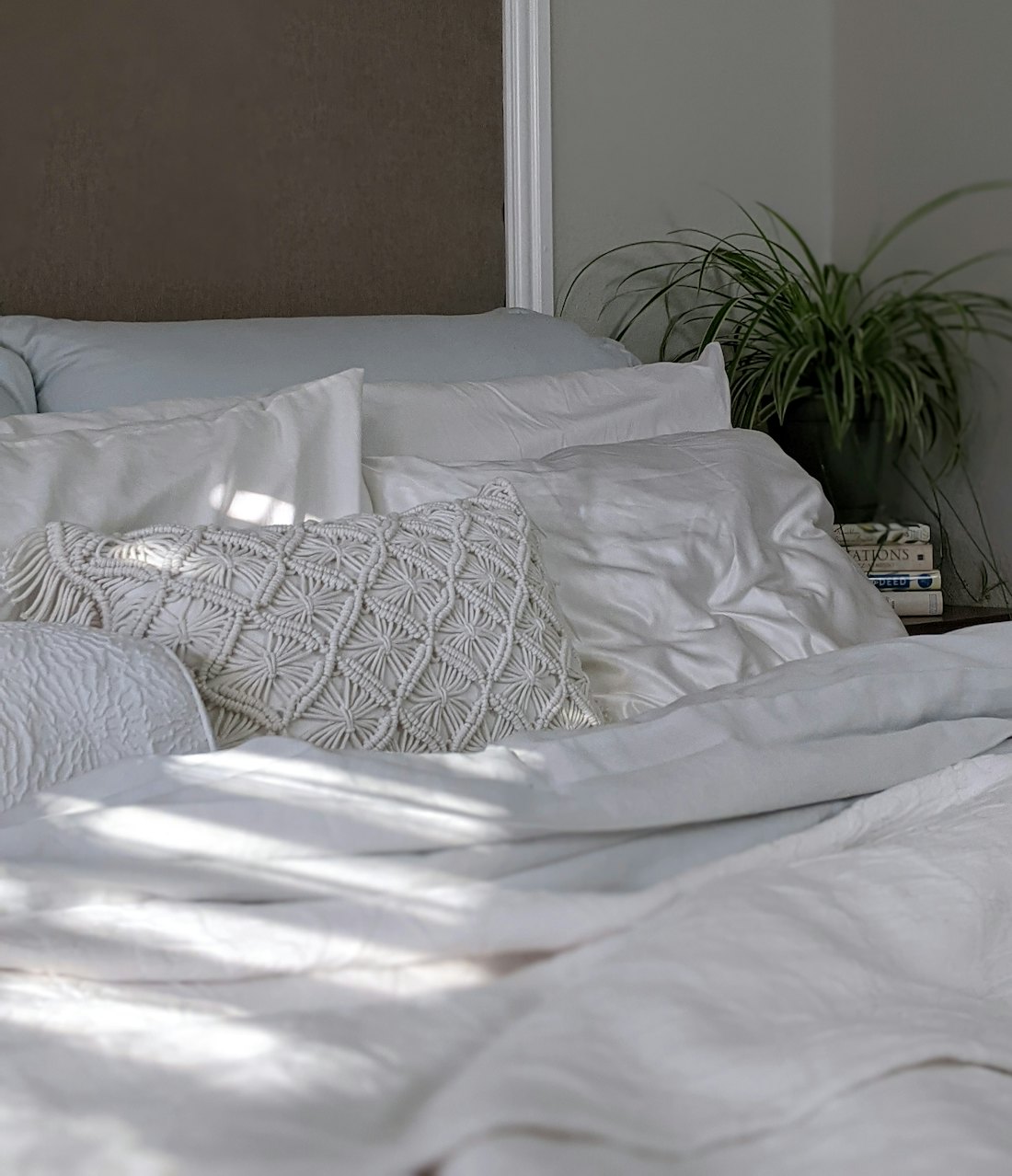 A mesma cama com a peça aplicada